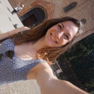 Foto di Giulia, Tutor/Aiuto Compiti di Gruppo a Granozzo con monticello
