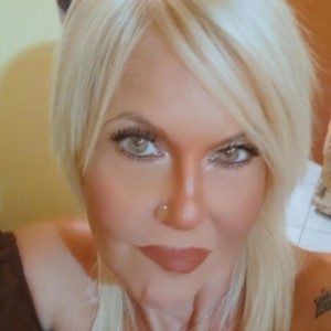 Foto di Micaela, Custode a Cameri