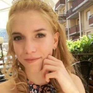 Foto di Monica, Aiuto Mamma a Mori