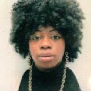 Foto di Aminat Abiola, Custode a Como