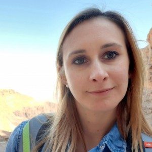 Foto di Alice, Aiuto Mamma a Villa di serio