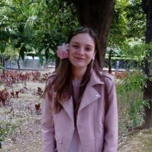 Foto di Melania, Tutor privato/Aiuto compiti a Reggio calabria