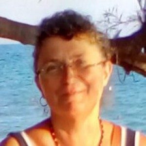 Foto di Laura, Tutor privato/Aiuto compiti a Pozzuoli